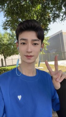 徐卓 北京 23岁 185cm 61kg