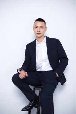 王亚盟 北京 26岁 178cm 63kg