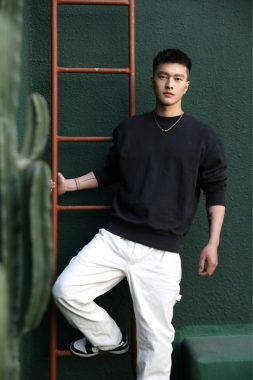 邹敬轩 北京 26岁 178cm 70kg