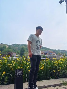敦晓瑜 北京 31岁 174cm 70kg