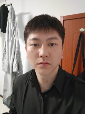 姜和东 北京 26岁 183cm 85kg