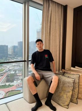 王颜 北京 33岁 180cm 69kg