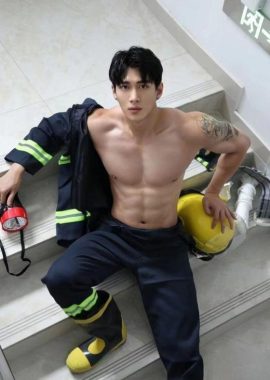 嘉豪/阿皓 北京 29岁 182cm 73kg