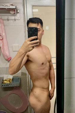 徐景天/晓宇 北京 33岁 177cm 75kg