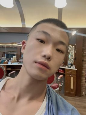 李信君 北京 25岁 179cm 74kg