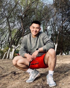 刘钰枫 北京 29岁 181cm 90kg