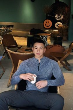 李峥 北京 33岁 182cm 78kg