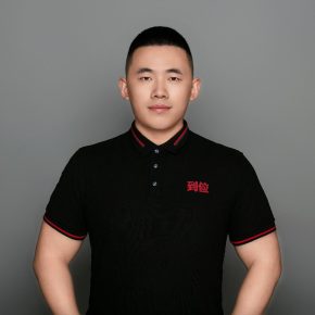 郭主斗 北京 30岁 175cm 90kg