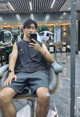 王凯 北京 26岁 176cm 64kg