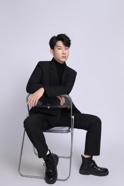 胜振朋 北京 24岁 182cm 65kg