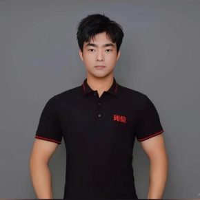 黄靓 天津 25岁 180cm 65kg