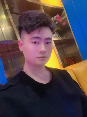 楚乾龙 金华 28岁 175cm 132kg