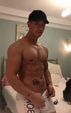 大海李教练/房弘健/阿勇/翔哥 重庆 37岁 176cm 70kg