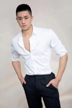 李泽兵 重庆 43岁 178cm 74kg