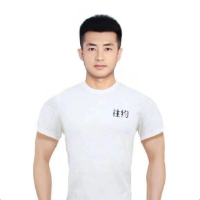 位豪杰 天津 30岁 175cm 65kg