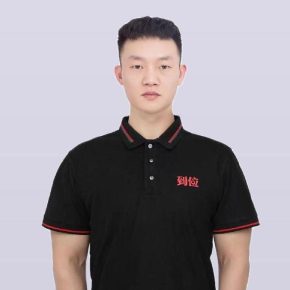 李俊辉 嘉兴 30岁 180cm 65kg
