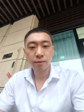屈华兵 重庆 38岁 170cm 68kg
