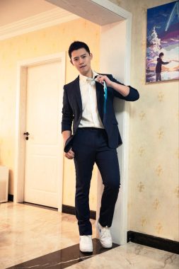 刘浩 嘉兴 32岁 183cm 85kg