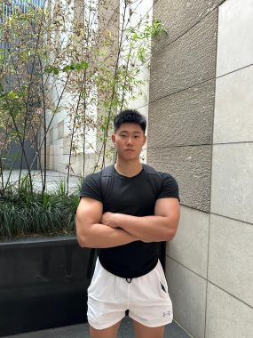 倪成硕 嘉兴 23岁 182cm 81kg