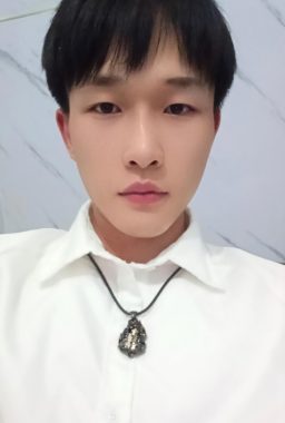 卢洁平 宁波 24岁 180cm 65kg