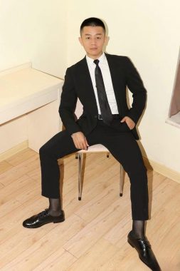 焦雄屏 重庆 34岁 176cm 72kg
