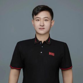 邱刚刚 宁波 30岁 180cm 82kg