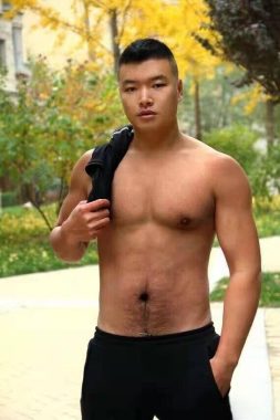 杜如风 重庆 34岁 178cm 75kg