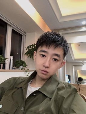 杨宇 重庆 35岁 180cm 65kg
