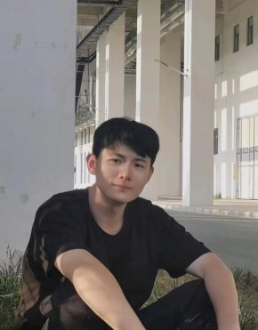 欧阳宗雄 杭州 29岁 183cm 75kg