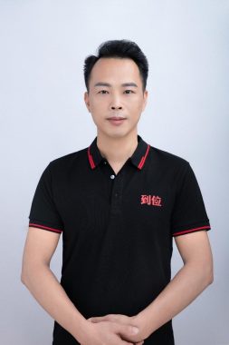 万涛 重庆 44岁 173cm 65kg