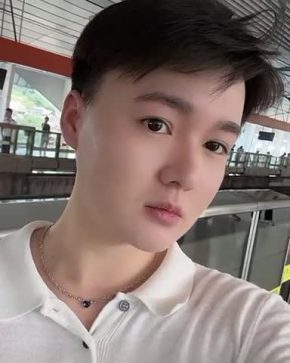 彭远 重庆 30岁 174cm 59kg