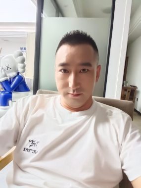 谢志福 杭州 40岁 175cm 74kg