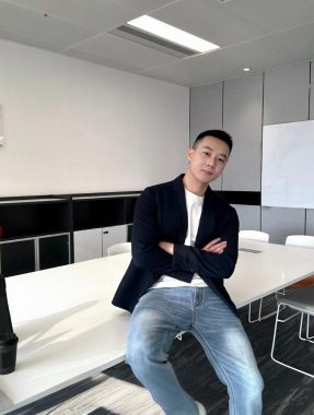李加贵 杭州 39岁 176cm 75kg