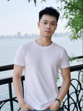 龚发军 重庆 32岁 178cm 70kg
