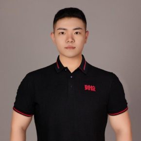 陈贺 杭州 25岁 182cm 85kg