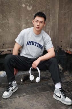 程王 杭州 32岁 175cm 63kg