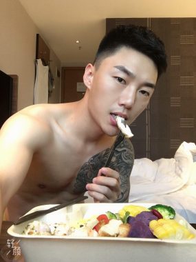 梁天琦 杭州 31岁 178cm 62kg