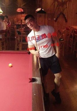 林小宅 杭州 31岁 177cm 77kg