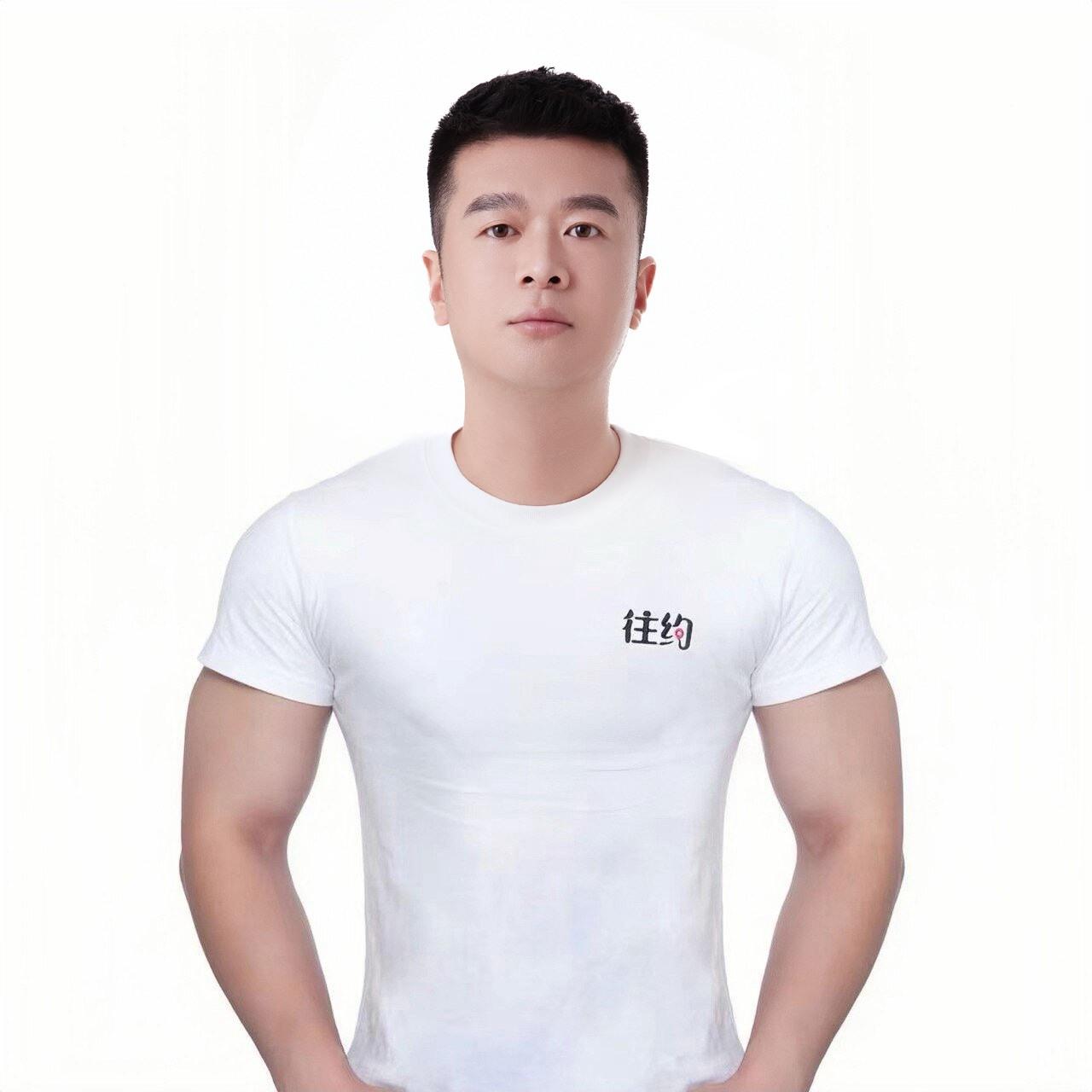 张健 杭州 35岁 180cm 65kg