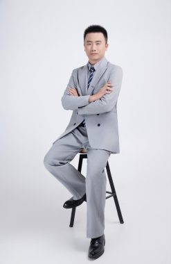 刘明东 杭州 32岁 175cm 72kg