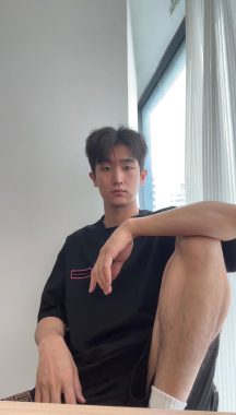 冯雨 杭州 28岁 180cm 65kg