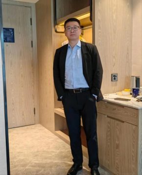 李如林 杭州 36岁 180cm 82kg