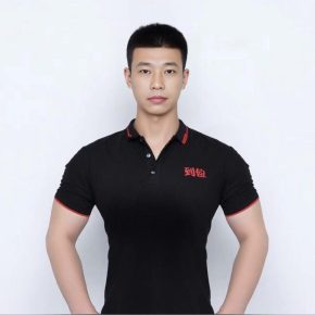 王乔 杭州 45岁 180cm 75kg
