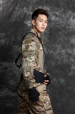 叶鲁生 杭州 29岁 180cm 60kg