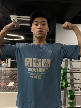 李健康 杭州 25岁 183cm 72kg