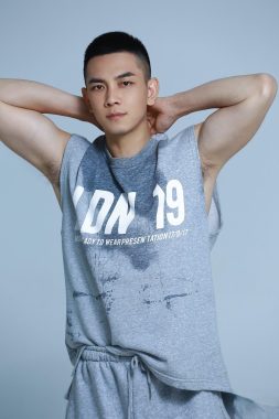 赵露思 杭州 31岁 175cm 65kg