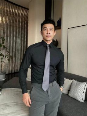 韦明亮 杭州 45岁 183cm 79kg