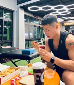 白家豪 杭州 28岁 176cm 76kg