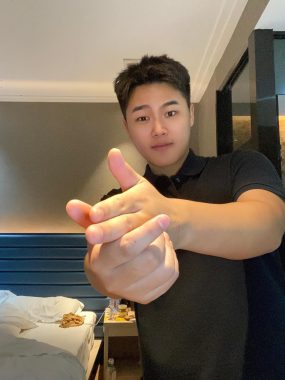 向湖生 广州 21岁 178cm 72kg