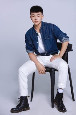 郑新群 揭阳 29岁 173cm 60kg